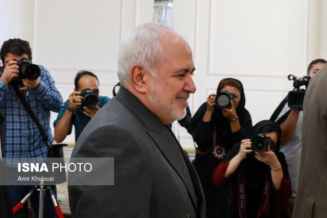 ظریف: دیپلماسی فعال ما ادامه دارد ظریف: دیپلماسی فعال ما ادامه دارد