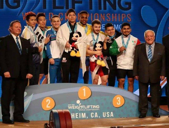 8 نفر در 62 کیلوگرم روی سکو رفتند، حضور تیم ملی ایران در سالن مسابقات
